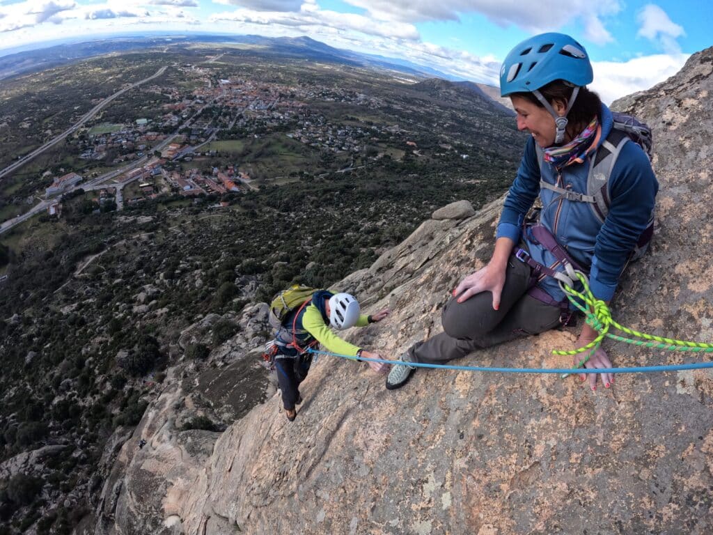 maunakea montaña escalada-clasica-en-la-cabrera-(vias-por-debajo-del-6a)